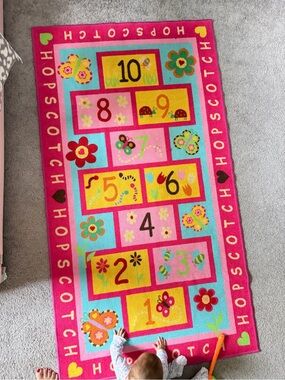 39x72 Hopscotch Number Rug